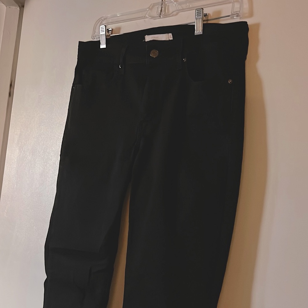 Levi’s 711 Skinny Jeans